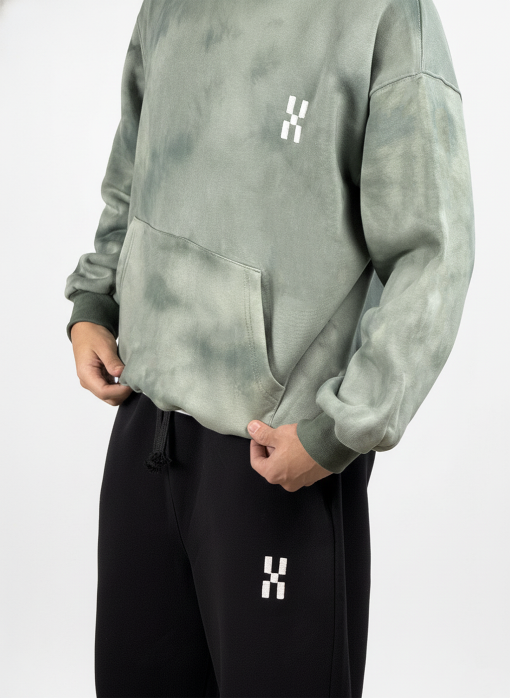 TIE-DYE GREEN HOODIE